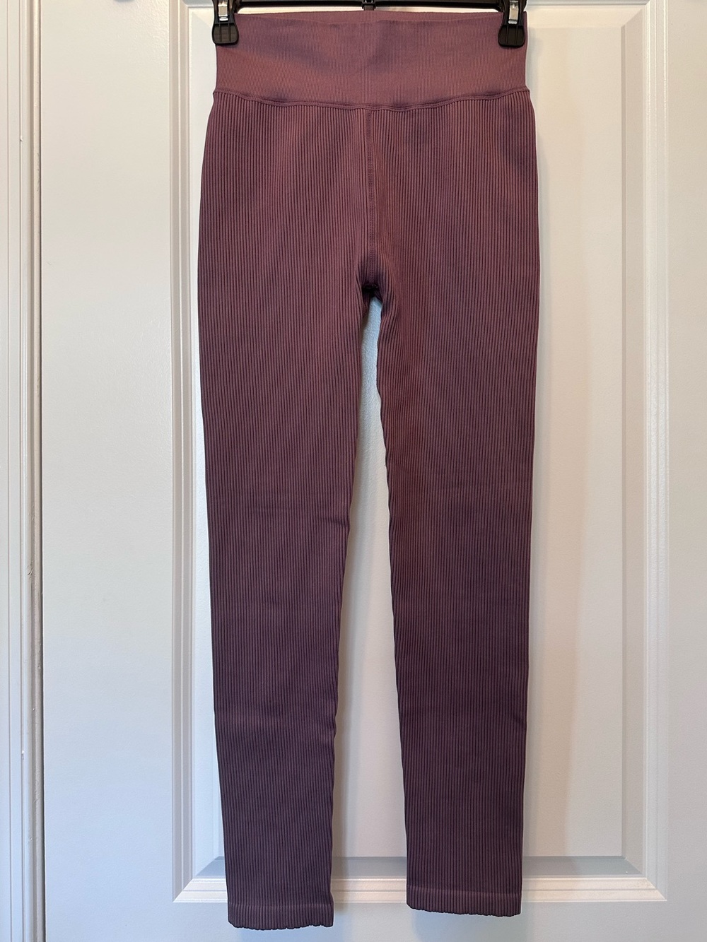 Calvin Klein Performance High Rise 7/8 Length Ribbed Leggings - Mauve Plum